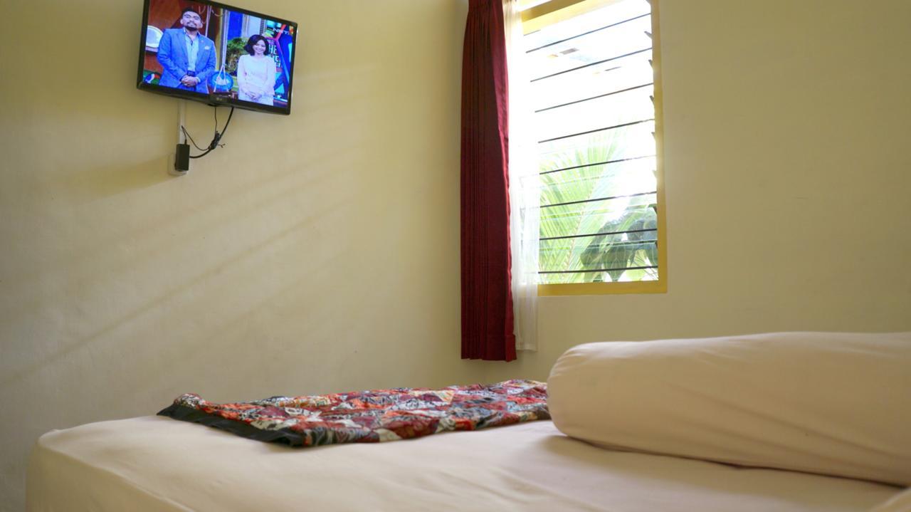 The Sleepingroom Hostel Yogyakarta Exterior photo